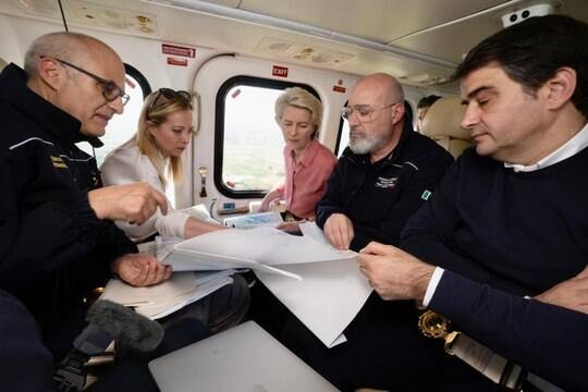 von der Leyen, Meloni, Bonaccini, Fitto, Curcio