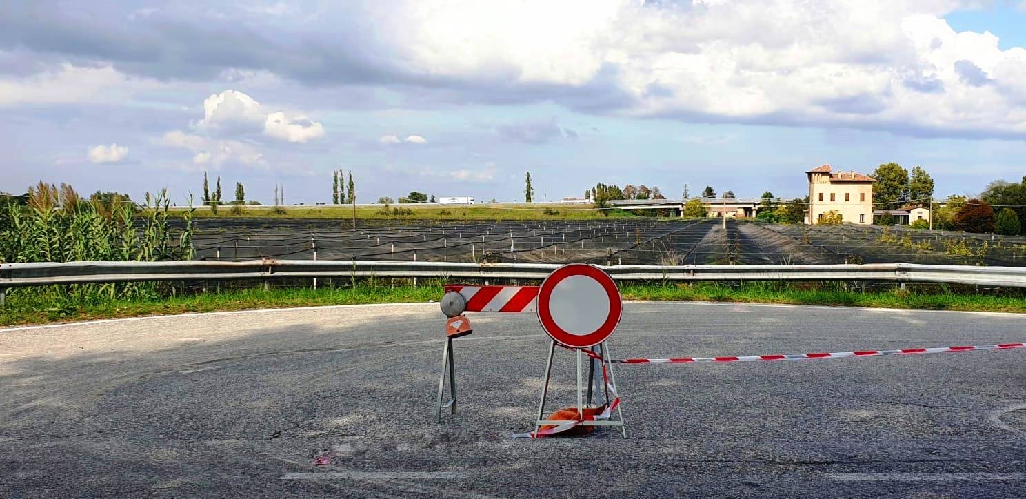 Segnaletica di interruzione traffico e divieto di transito