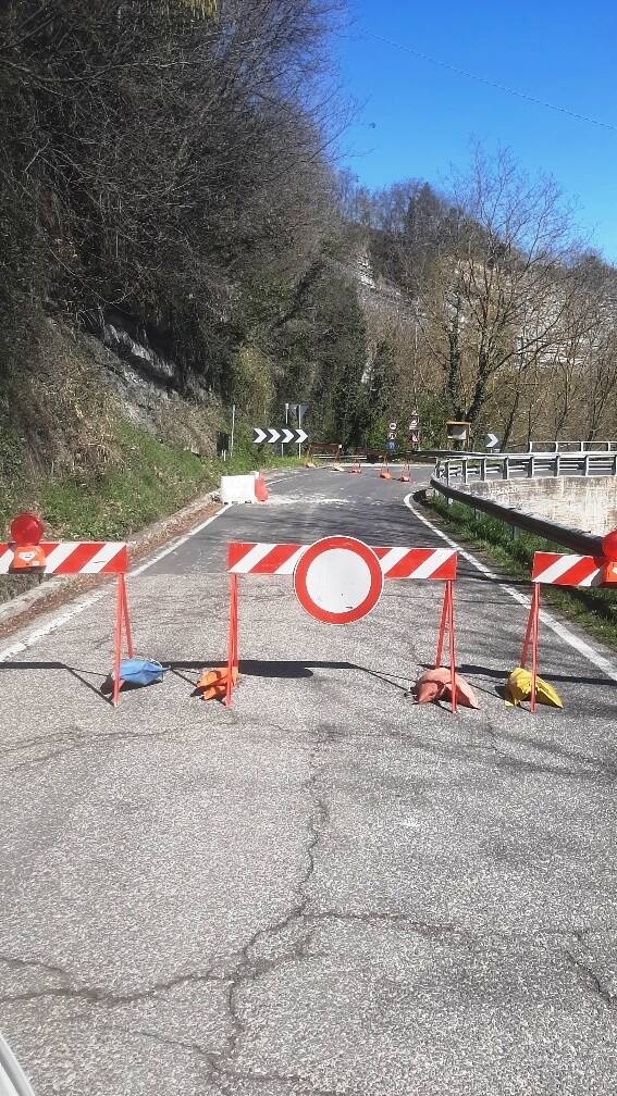 Segnaletica interruzione traffico