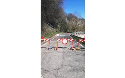 Segnaletica interruzione traffico