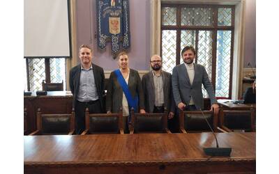 Immagine: giuramento Valentina Palli presidente