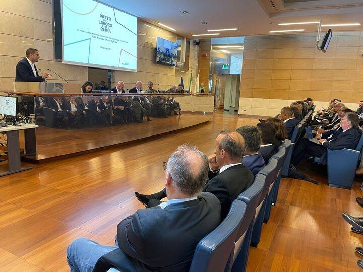 Michele de Pascale - Incontro in Regione del 31/8/2023