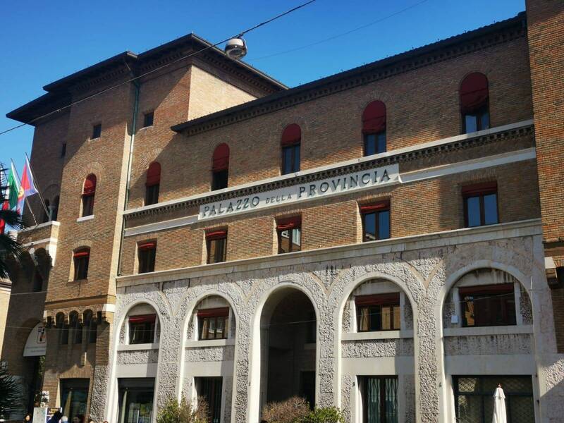 Chiusura degli uffici e dei servizi della Provincia