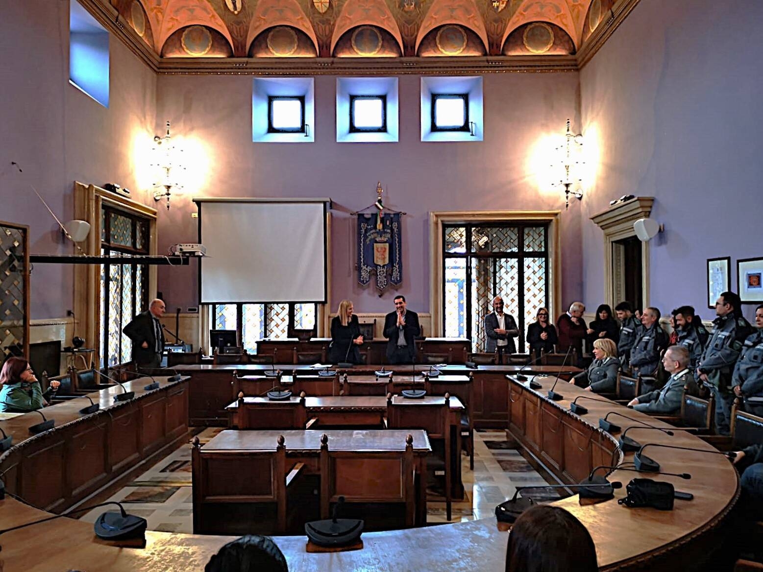 Dimissioni de Pascale in Sala Consiglio
