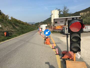 Senso unico alternato su strada provinciale n. 302R "Brisighellese" presso l'abitato di Sant'Eufemia